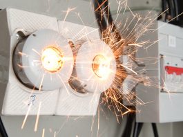 กระแสไฟฟ้า ลัดวงจร