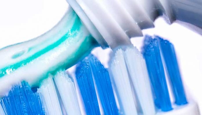 ยาสีฟัน หลากประโยชน์มากกว่าที่คุณรู้ ยาสีฟัน หลากประโยชน์มากกว่าที่คุณรู้