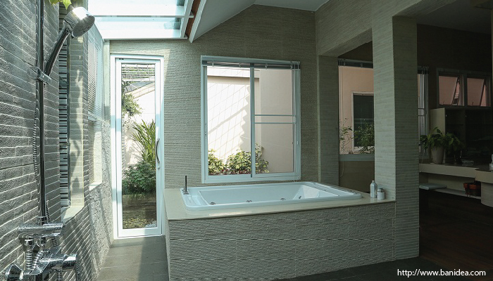 Skylight01